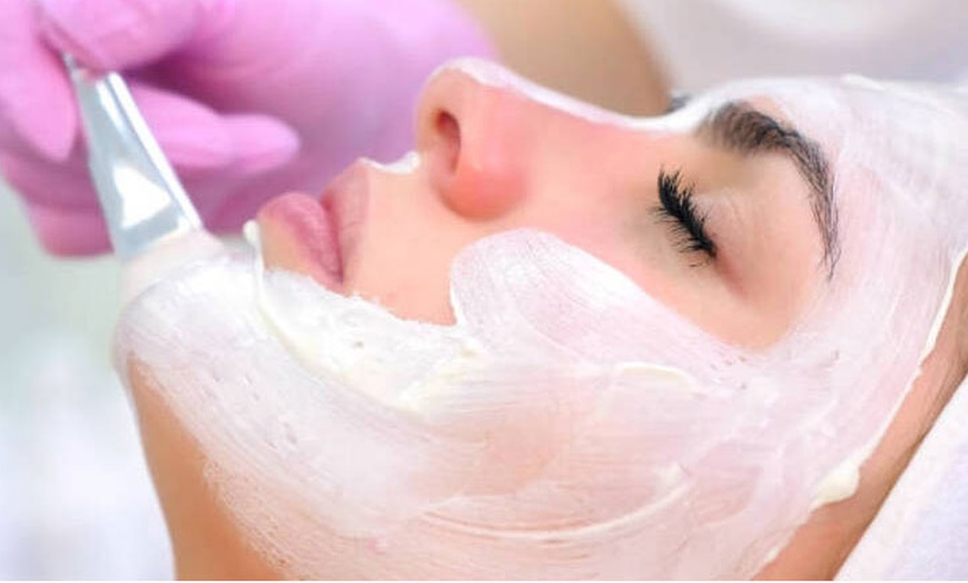 Image 7: Higiene facial con opción a Hydrafacial, Hollywood peeling o más 