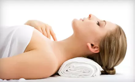 Slimming Body Wrap, Exfoliating Seaweed Body Wrap, or Detoxification and Contouring Package at Dessange Paris (57% Off) - Primary Image