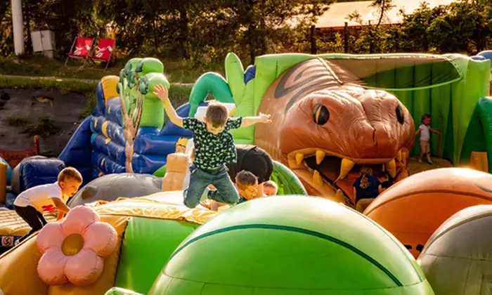 Rodzinny dzień pełen atrakcji: bilety do Parku Rozrywki Sabat Krajno