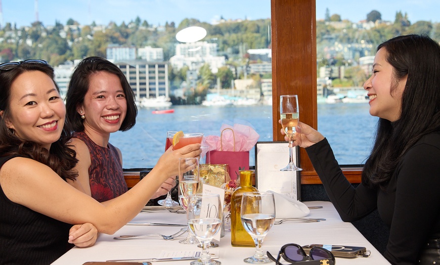 Image 5: Indulge in a Sailgating Cruise with BBQ & Toast on Lake Union, Seattle