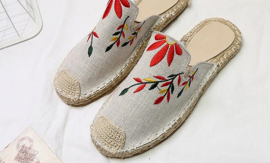 Image 4: Women's Weave Embroidery Sandals