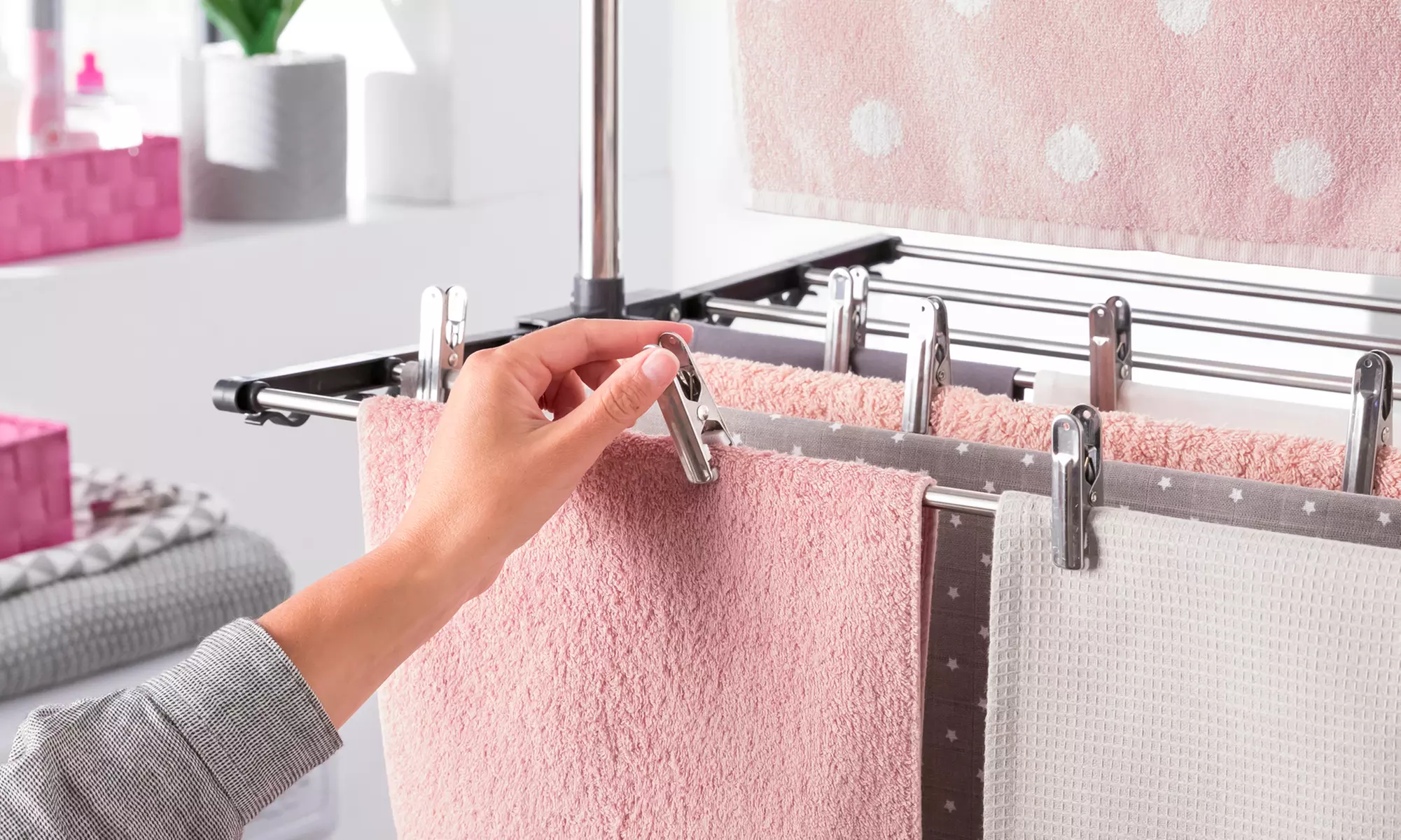 Séchoir Infinity édition spéciale avec 22 mètres d'étendage et accessoires inclus - Second Medium