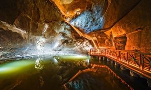 ✈ Kraków: 4* 2 to 4 nights Stay with return flights & Salt Mine Tour