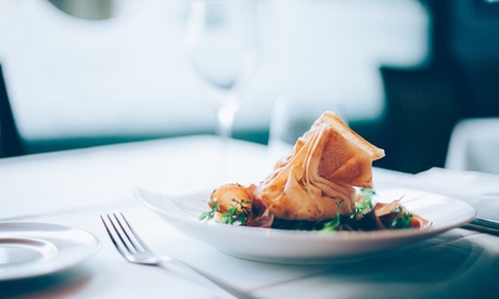 Entrée, plat et dessert pour 2 ou 4 personnes dès 29,90 € au restaurant Le Diplomate