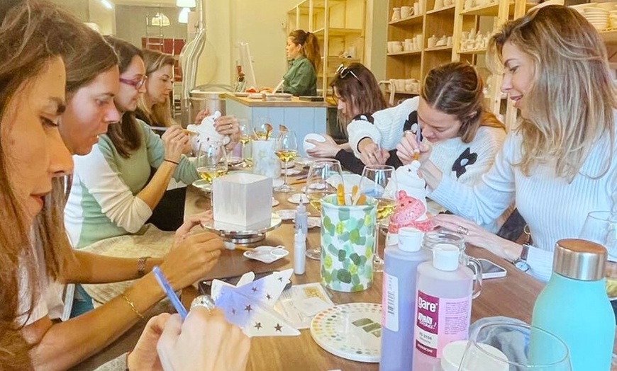 Image 9: Taller de pintura en cerámica con bebida para 1, 2 o 4 personas