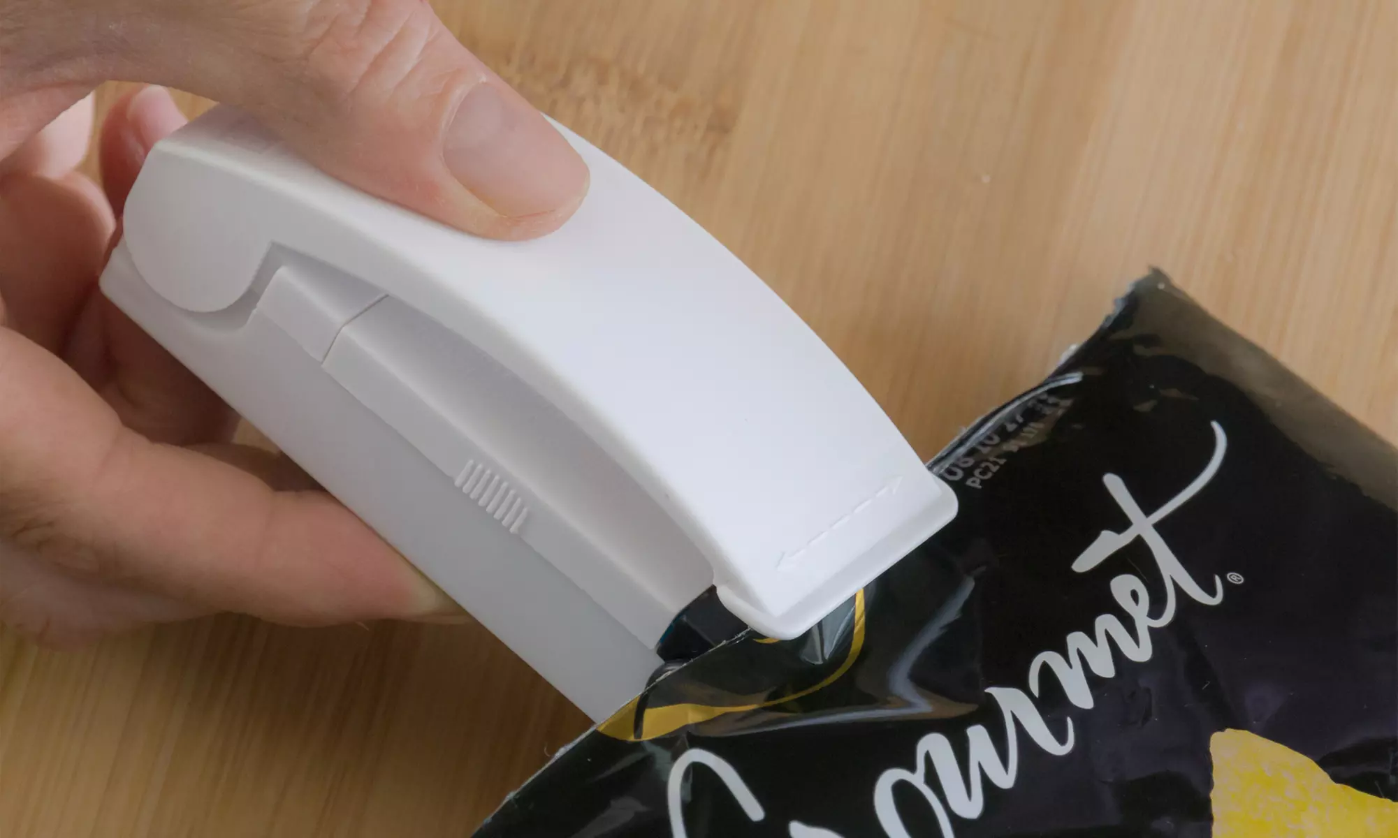 1 ou 2 fermoirs magnétiques pour sachets - Primary Image