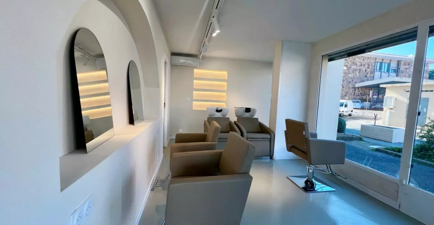 1 ou 2 séances de soin microneedling avec LV Beauté