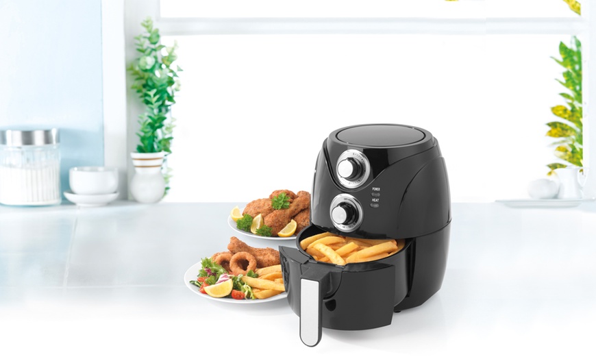 Image 3: Salter Compact Air Fryer