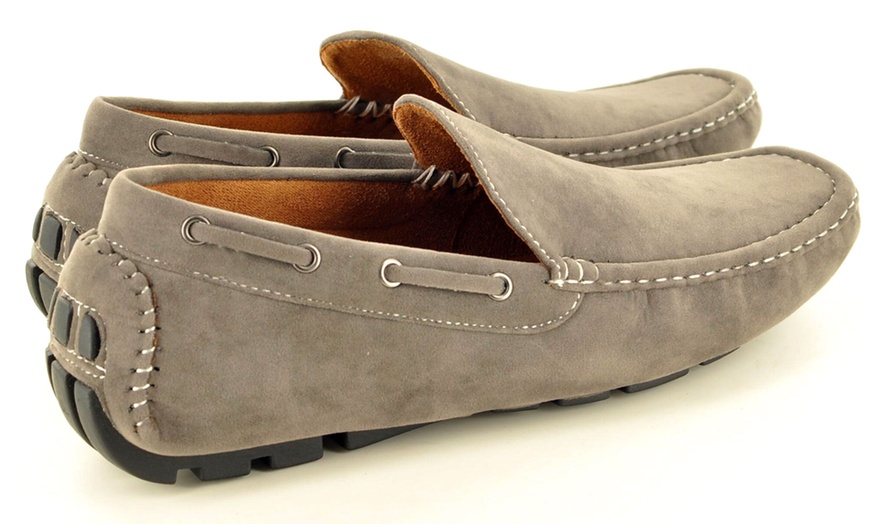 Image 52: Men's Faux Suede Casual Loafers