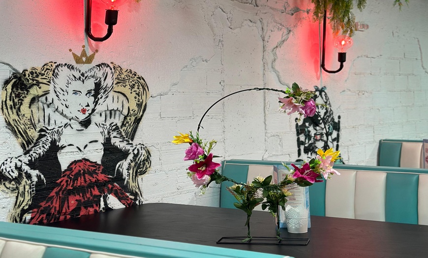 Image 10: Menú de brunch para 2 o 4 con platos dulces y salados y bebidas