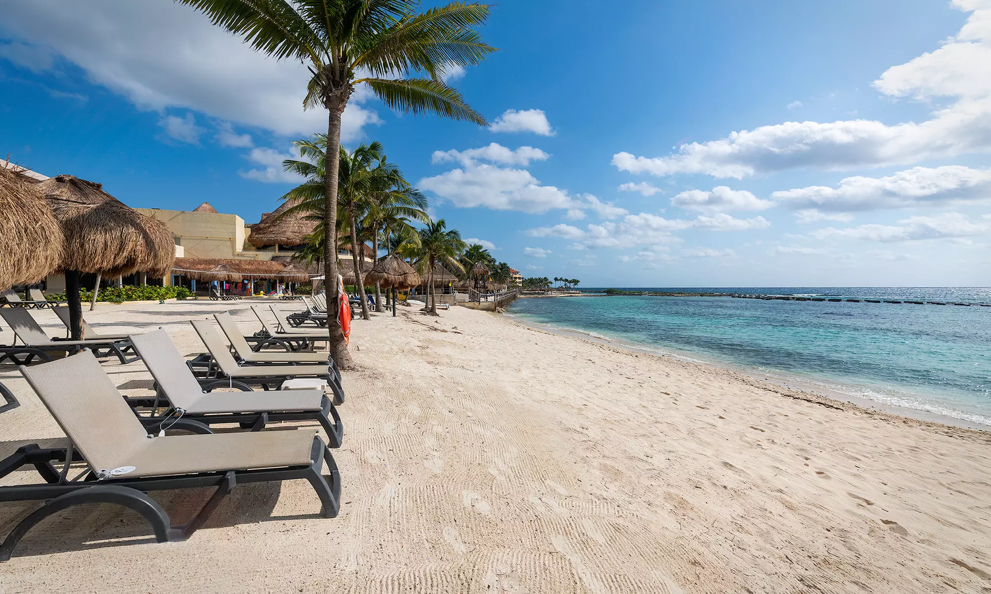 ✈3 or 5 Night All-Incl. Catalonia Riviera Maya Trip from Travel by Jen