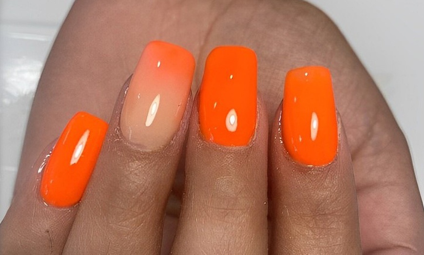 Image 3: Manicura, pedicura o ambas en The Nails Salon By Cristina Porras