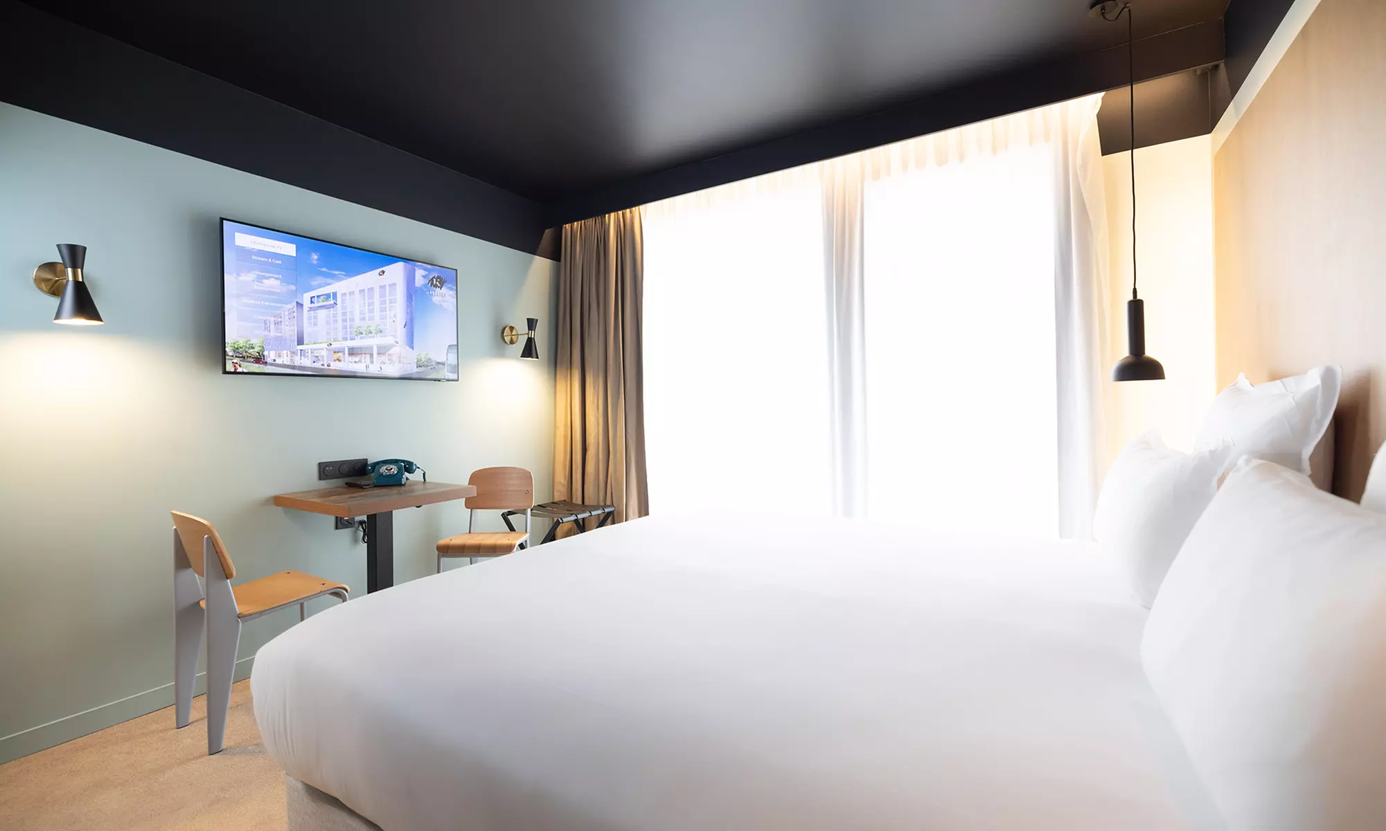 Paris – Colombes: Doppel- oder Twinzimmer optional mit Frühstück