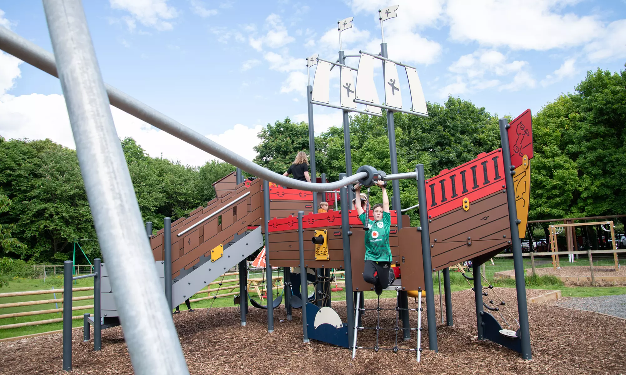 Enjoy Weekday, or Weekend Entry at Hoo Zoo and Dinosaur World