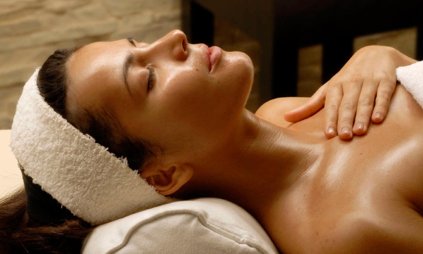 Image 1: Spa Package for Two