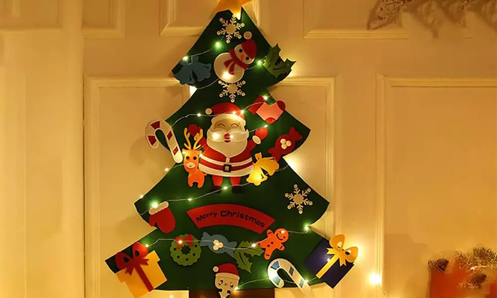 Sapin de Noël mural à faire soi-même