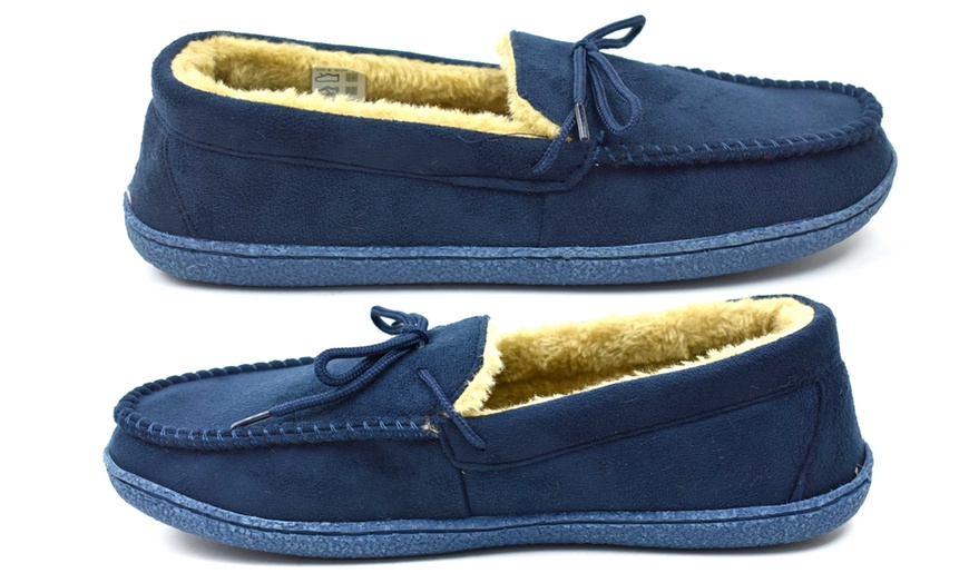 Image 11: Men's Fleece-Lined Slippers