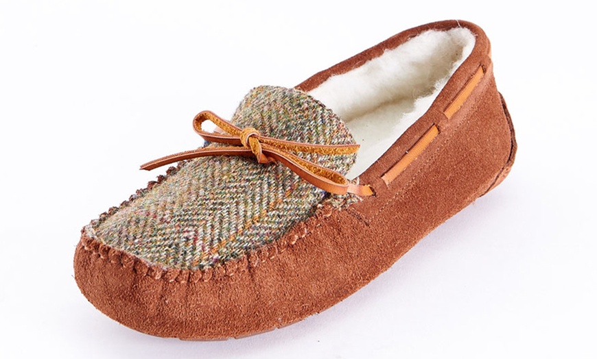 Image 24: Women's Suede Slippers