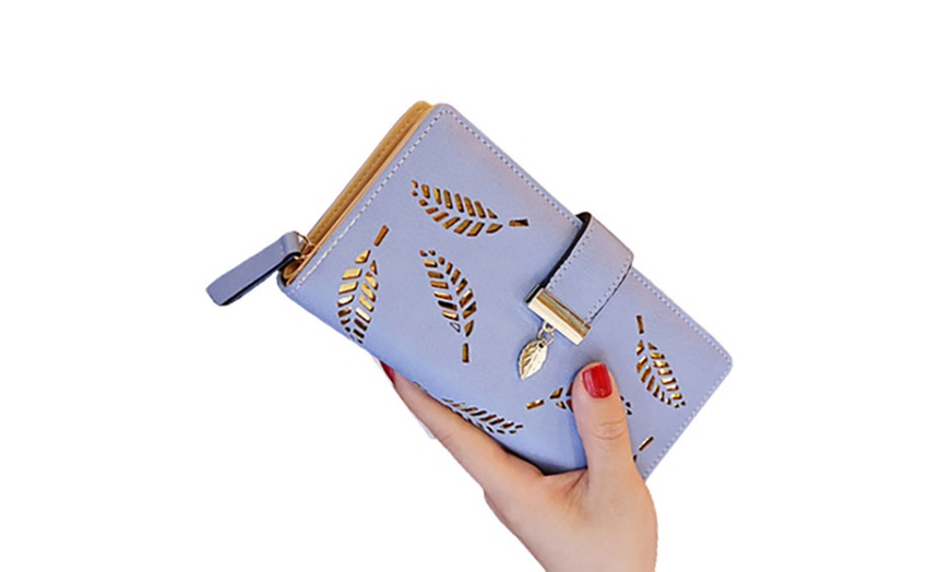 Image 4: Ladies Hollow Leaf Purse Wallet