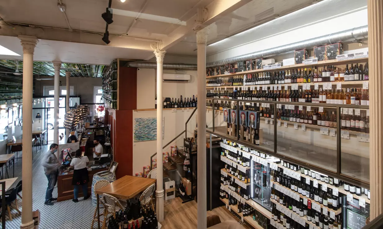 Amantes del vino: degustación de vinos con quesos para 2 o 4 personas