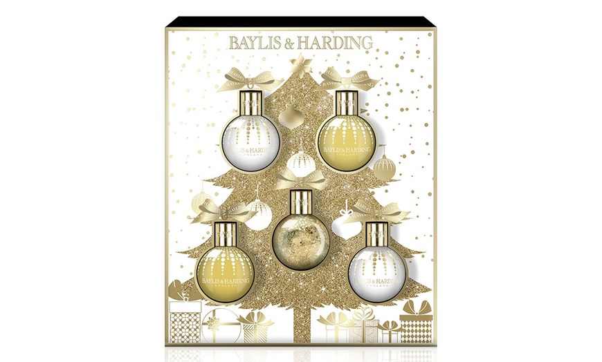 Image 2: Baylis & Harding Bauble Set