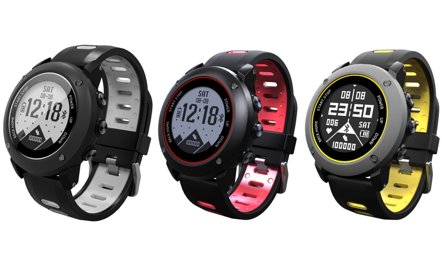 Image 1: Waterproof GPS Sports Watch