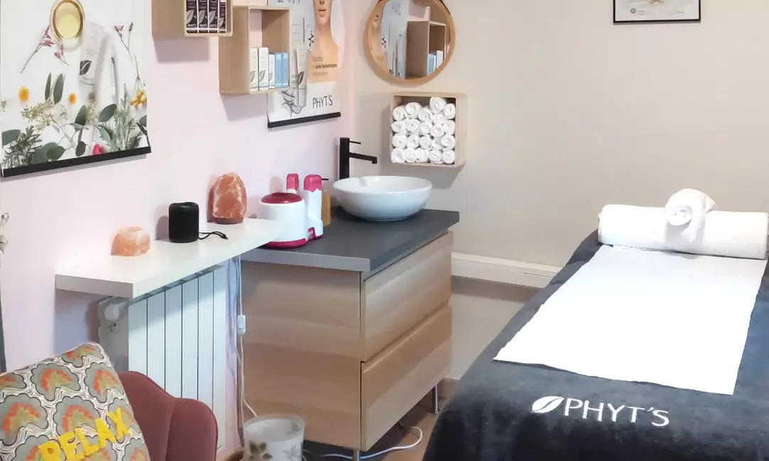 Instant douceur : soin bio pour mains ou pieds à Corbas