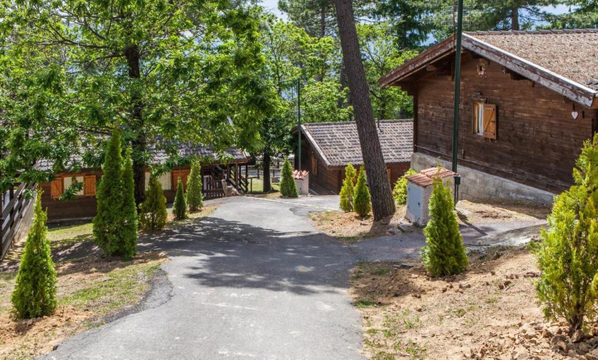 Image 10: Lucca: soggiorno in camera a scelta con colazione, cena, vino e e-bike