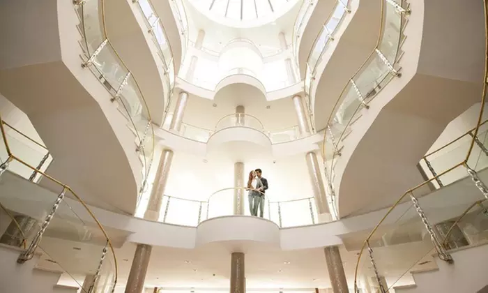 Granada: 1 o 2 noches con spa y desayuno en hotel 5 *