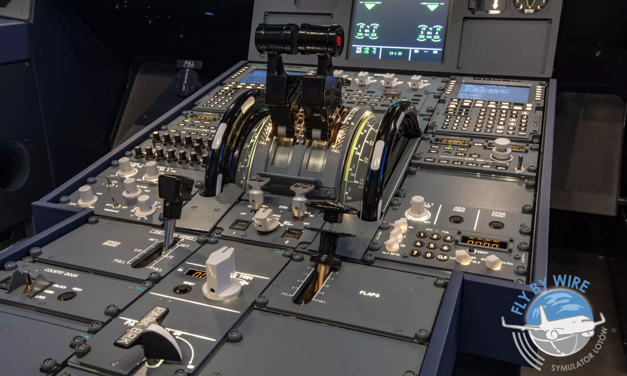 Symulator lotu: do 60 minut