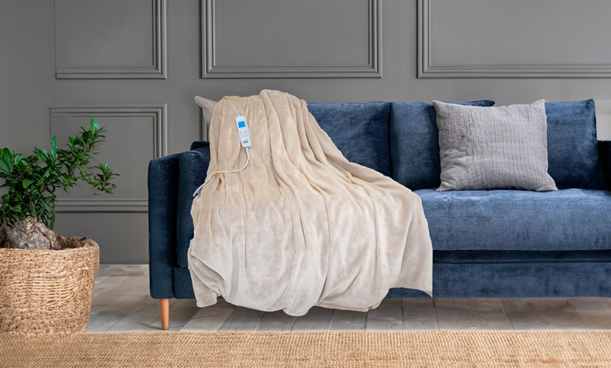 Image 2: Neo Reversible Electric Heated Throw Over Blanket 