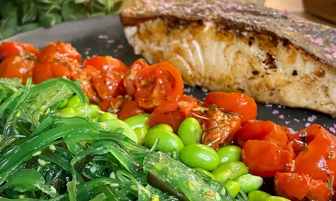 Menú internacional para 2 personas con entrante, postre y bebida