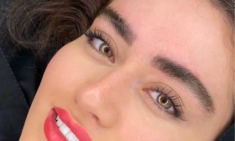 Up to 50% Off on Microblading at MicroBeauty Center