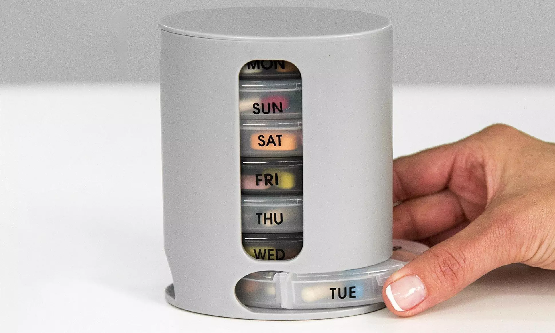 1 o 2 portapillole settimanali, con 28 scompartimenti - Primary Image