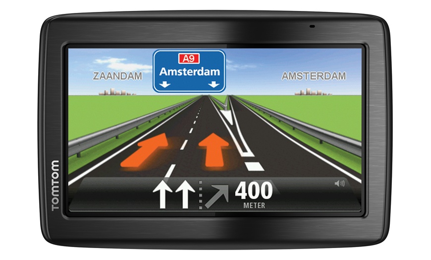 Image 2: TomTom VIA 135 Europe