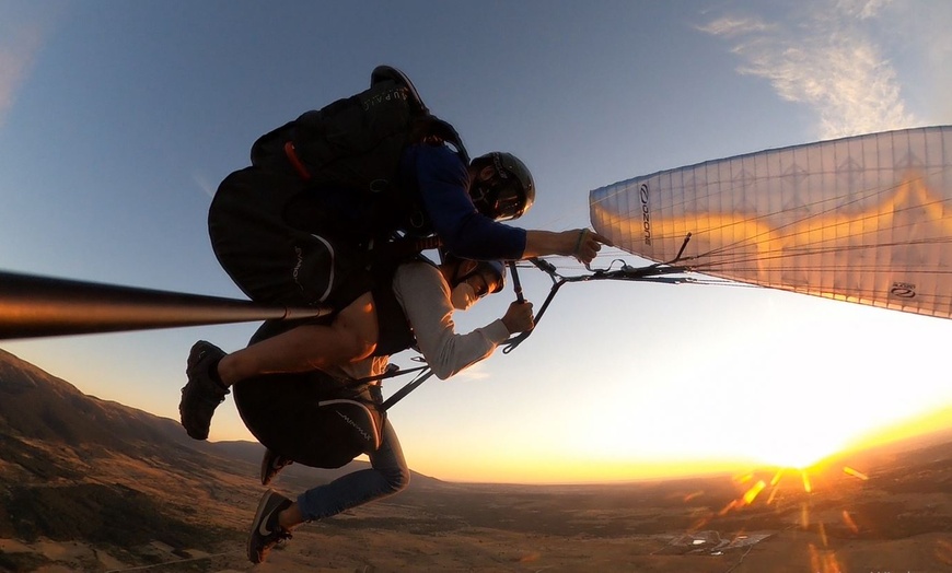 Image 11: Vuelo parapante o paramotor de 20 minutos con Fotos con Airparapente