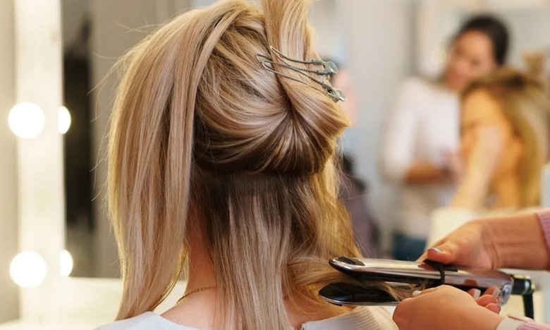 Sesión de peluquería con corte y opción a tinte, mechas o ambas para 1