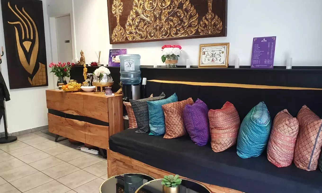 Massage thaï traditionnel avec Sao Thai Relaxation