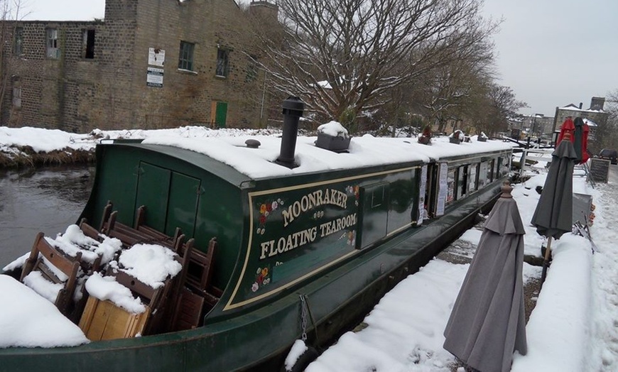 Image 6: Cream Tea with Boat Ride for Two