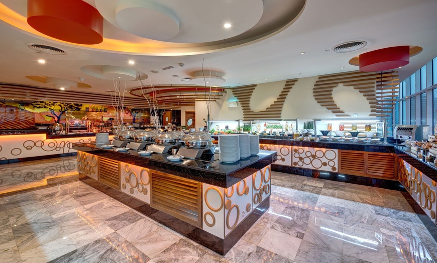 Image 1: 5* Breakfast Buffet at Red Diamond @ 5* Vintage Grand Hotel Dubai