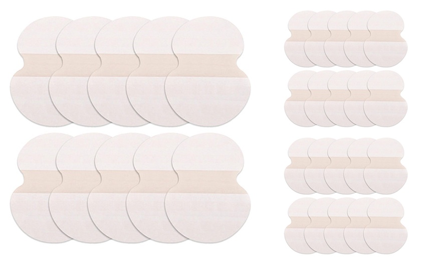 Image 6: 10, 20 or 30 Disposable Self-Adhesive Sweat Pads