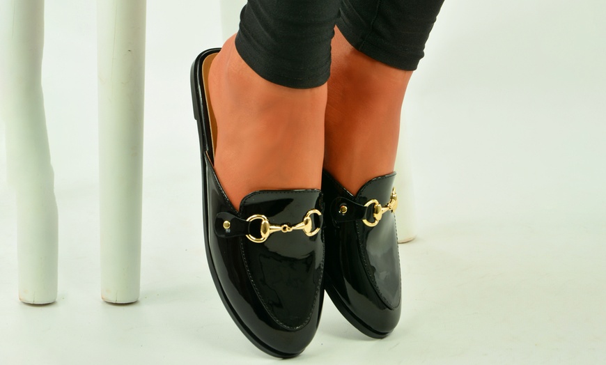 Image 2: Slip-On Closed Toe Brogues