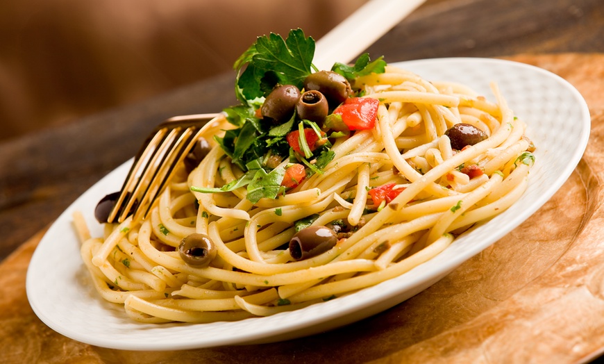 Image 1: 2-Gänge-Menü mit vegetarischem Gericht oder frischer Pasta