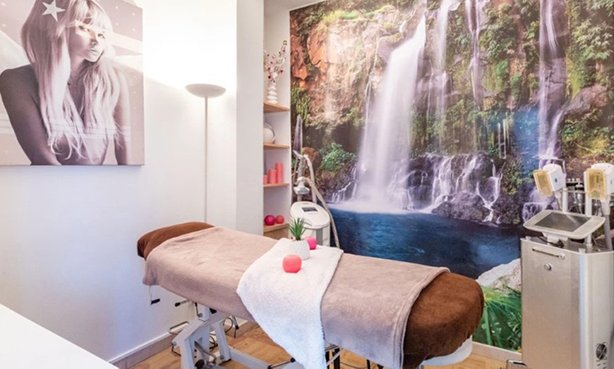 Image 4: Soin visage au caviar et massage à Beauté & look Villeurbanne