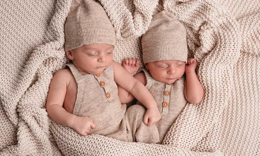 90 Min. Newborn Fotoshooting inkl. 2-5 Bildern + Geschenk