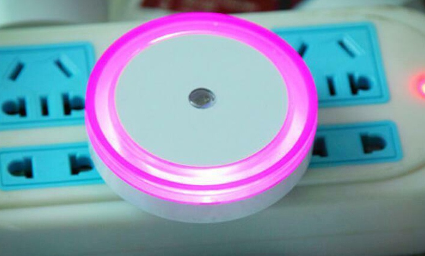 Image 29: 4-8 PCS Auto LED Light Induction Sensor Control Bedside Night Light In Wall Lamp