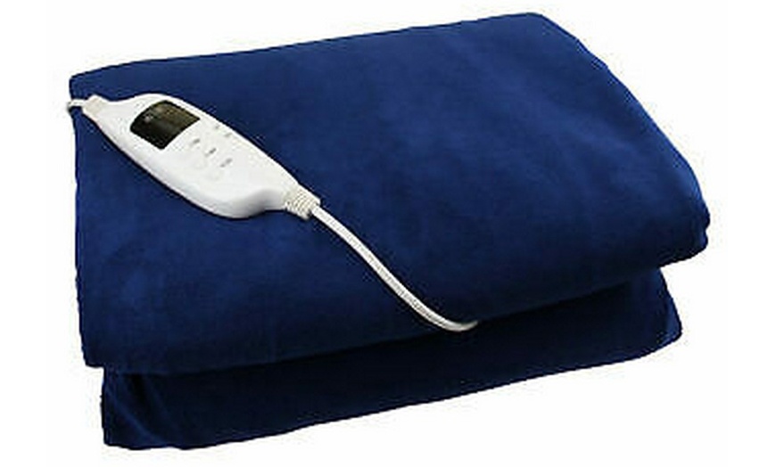 Image 9: Electric Heated Cosy Blanket