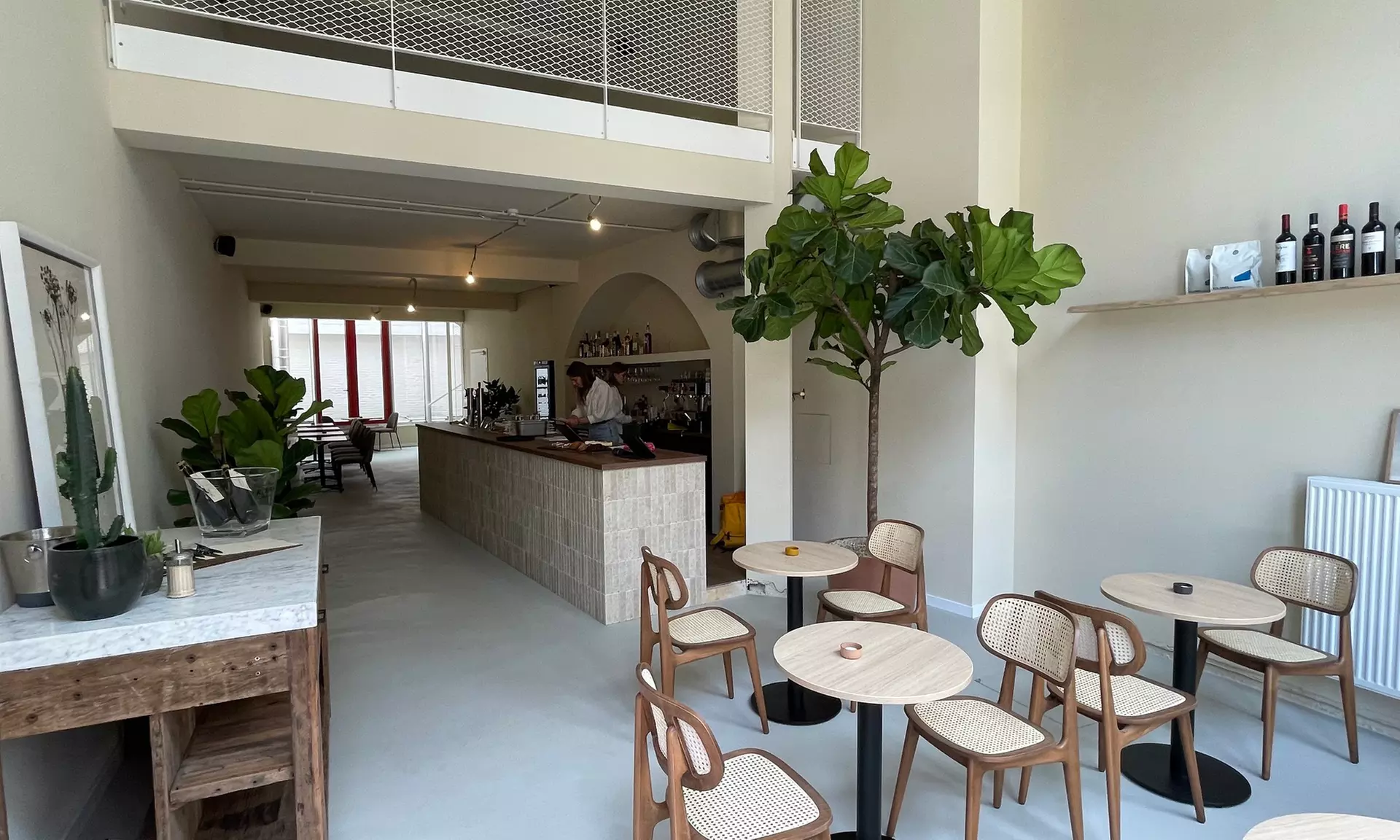 Cava of cocktails met tapas in Antwerpen