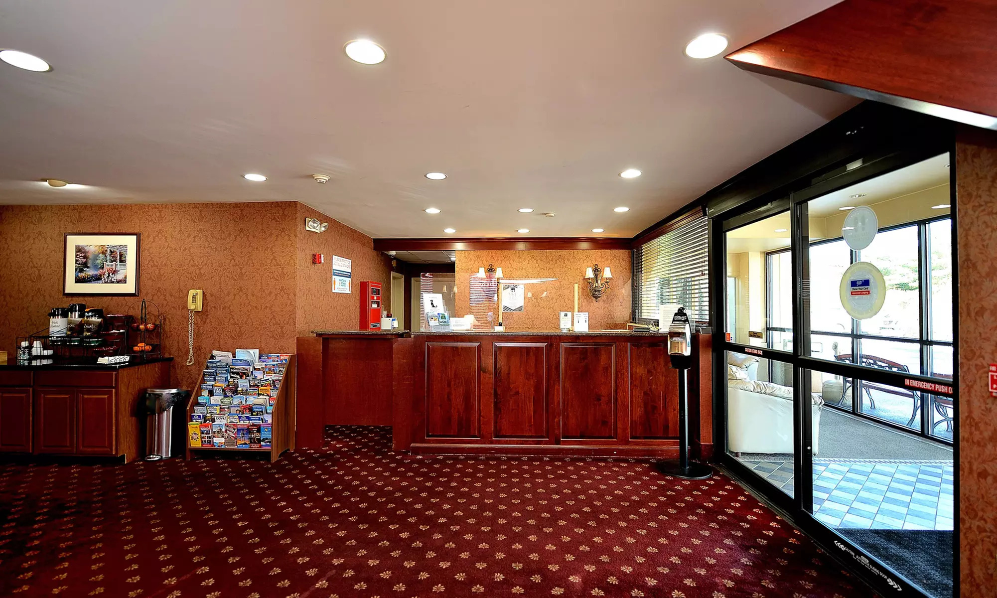 Riverside retreat with pool, fitness center, and on-site dining