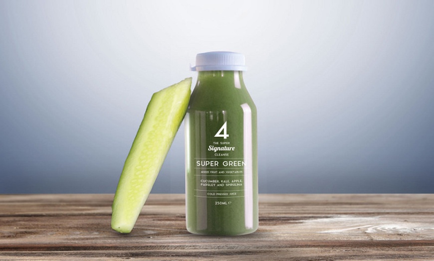 Image 5: Cold-Pressed Juice Set
